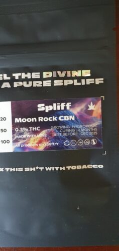 Click to view full screen Moon Rock - 80% CBN photo review