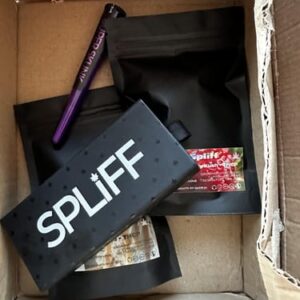 Kundenbewertung Schachtel mit 3 Pre-Rolls – White Widow mit Foto - Spliff