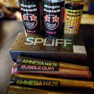 Kundenbewertung Schachtel mit 3 Pre-Rolls – White Widow mit Foto - Spliff