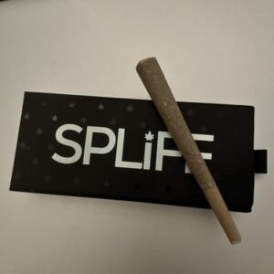 Kundenbewertung Schachtel mit 3 Pre-Rolls – White Widow mit Foto - Spliff