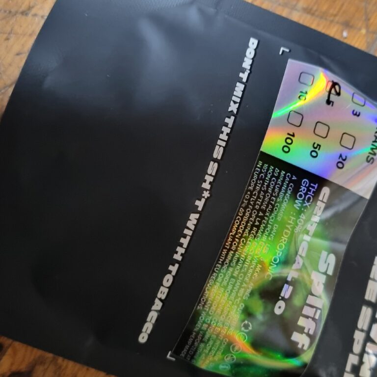 Click to view full screen Kundenbewertung Critical 2.0 mit Foto - Spliff