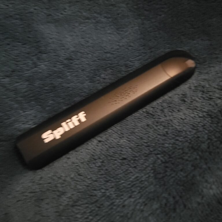 Kundenbewertung Magic Vape mit Foto - Spliff