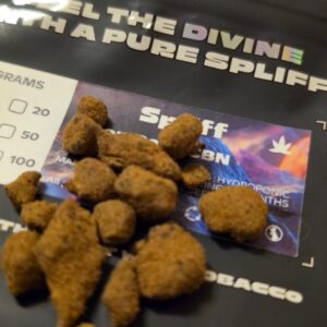 Kundenbewertung Moon Rock CBN mit Foto - Spliff