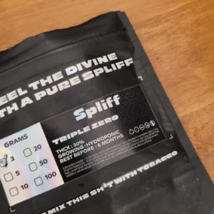 Kundenbewertung Triple Zero mit Foto - Spliff